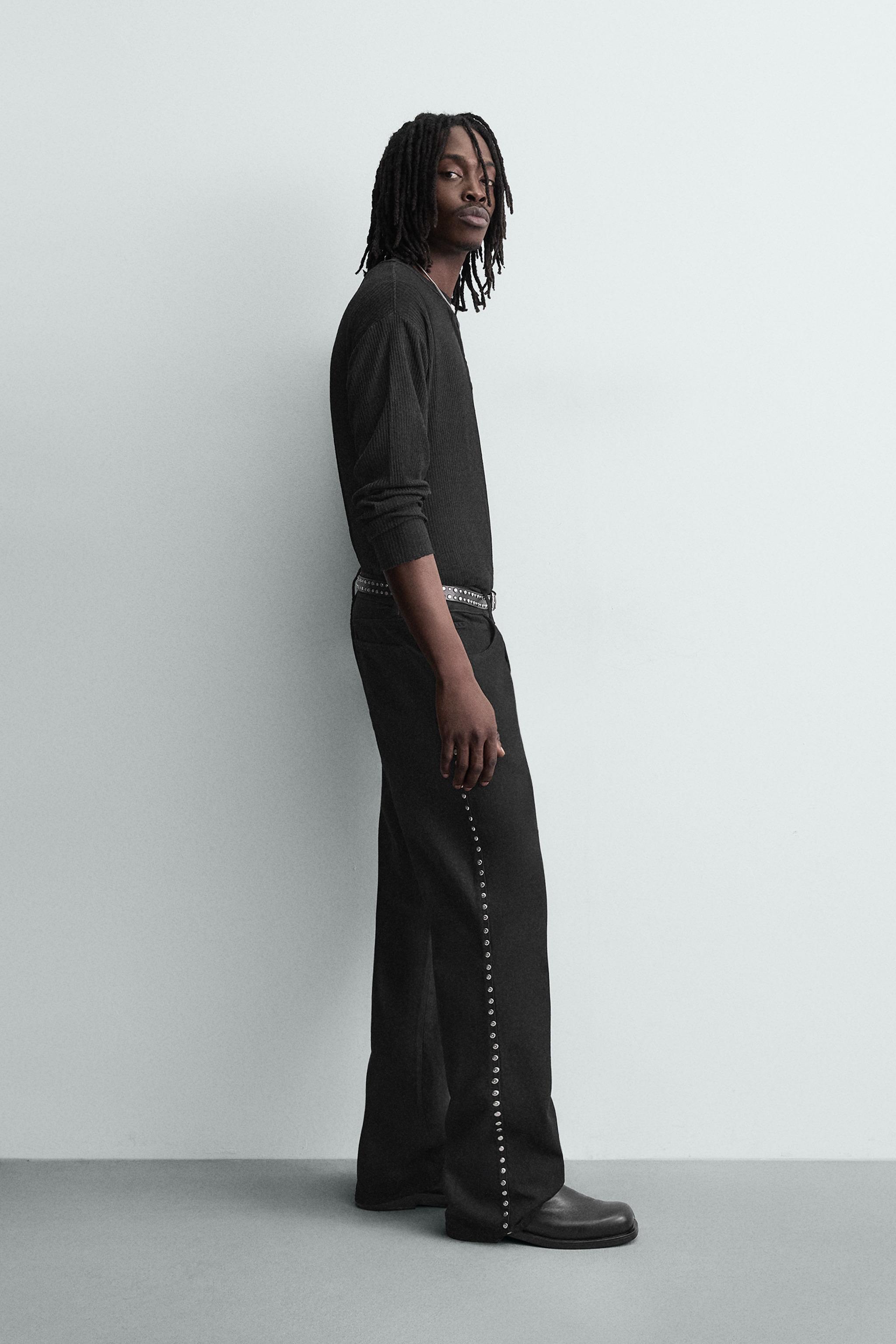 FLARE FIT JEANS WITH STUDS